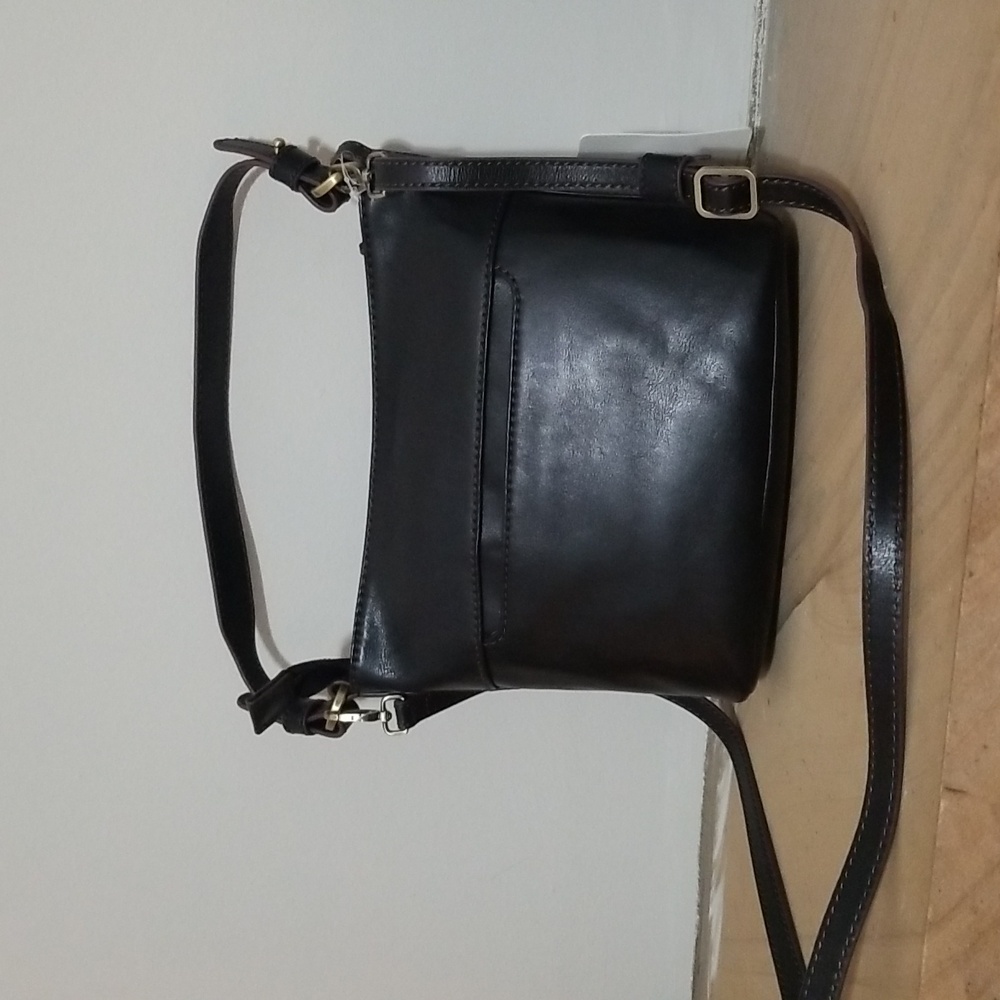 NEW! Hobo Belle Convertible Shoulder Bag Black Leather NWT - Picture 11 of 14